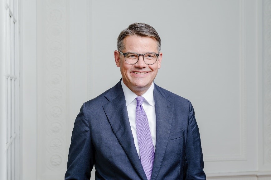 © Hessische Staatskanzlei, Sinah Osner Ministerpräsident Boris Rhein